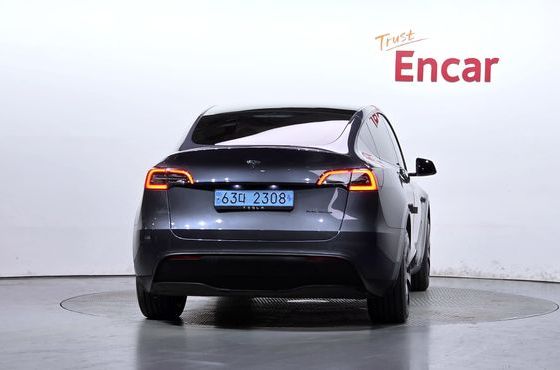 Tesla Model Y RWD — пробег 86 008 км — фото 4 из 5