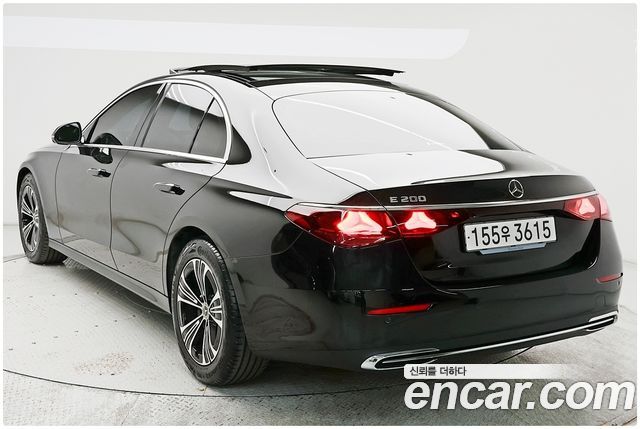 Mercedes-Benz E-Class из Кореи Encar