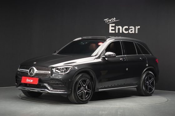 Mercedes-Benz GLC-Class GLC300 4MATIC — пробег 34 094 км — фото 1 из 5