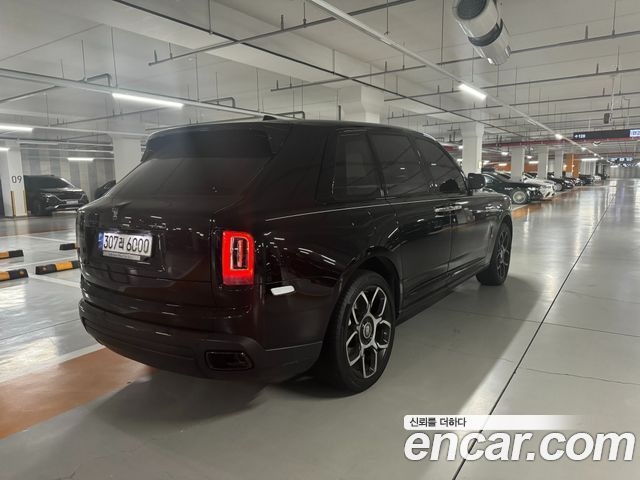 Rolls-Royce Cullinan 6.7 V12 Black Badge — пробег 53 000 км — фото 2 из 5