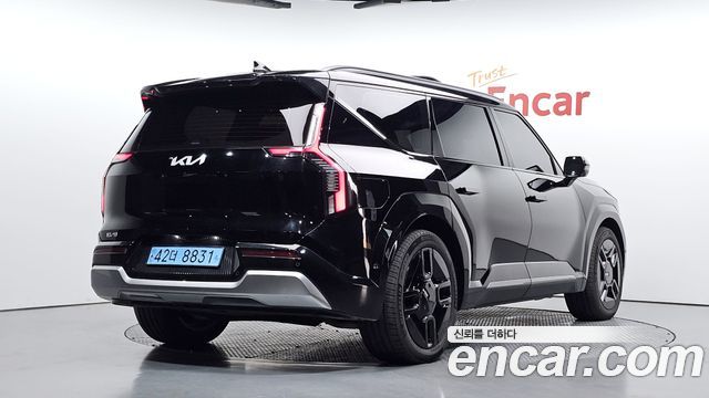 Kia EV9 Long Range 4WD Earth — пробег 43 630 км — фото 2 из 5