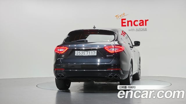 Maserati Levante 3.0 Diesel AWD GranLusso — пробег 53 824 км — фото 4 из 5