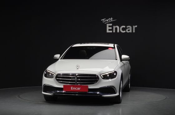 Mercedes-Benz E-Class E220d 4MATIC Exclusive — пробег 59 724 км — фото 3 из 5