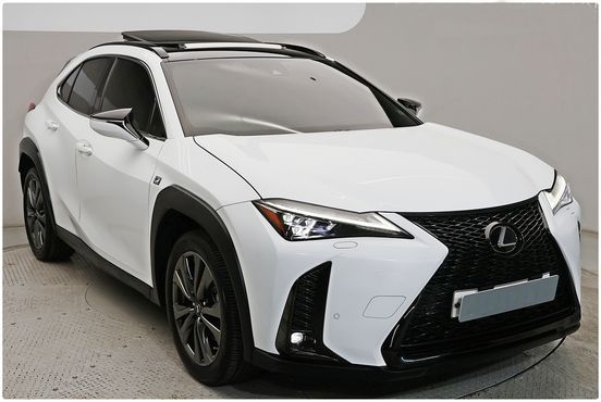 Lexus UX 2.0 F-Sport 2WD — пробег 55 719 км — фото 3 из 5