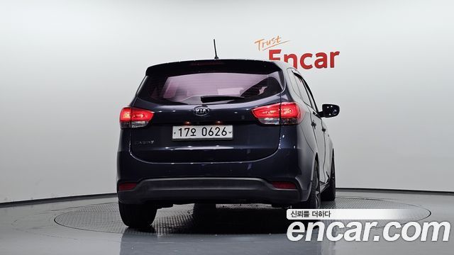 Kia Carens 2.0 LPi Trendy — пробег 189 820 км — фото 4 из 5