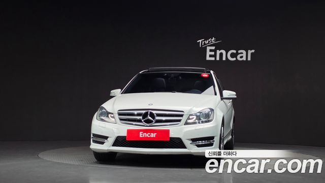 Mercedes-Benz C-Class C200 CGI Avantgarde Style Package — пробег 94 651 км — фото 3 из 5