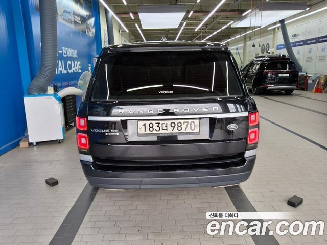Land Rover Range Rover 4.4 SDV8 Vogue SE DIESEL — пробег 121 500 км — фото 3 из 5