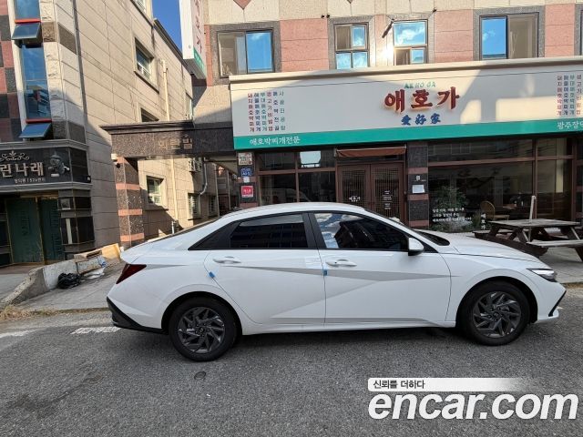 Hyundai AVANTE 1.6 Modern — пробег 3 000 км — фото 3 из 5