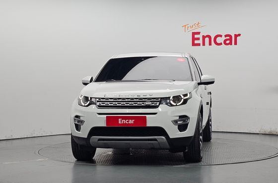 Land Rover Discovery Sport 2.0 TD4 HSE Luxury — пробег 115 006 км — фото 3 из 5