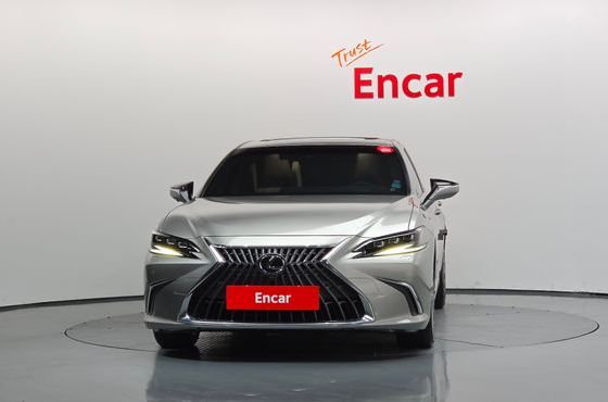 Lexus ES Executive — пробег 89 802 км — фото 3 из 5
