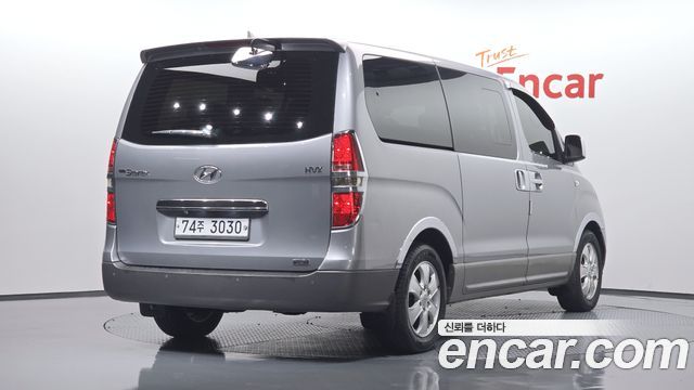 Hyundai Starex 11-Seater Wagon HVX VIP PACK — пробег 100 861 км — фото 2 из 5
