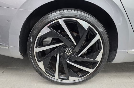 Volkswagen Arteon 2.0 TDI R-LIINE 4Motion — пробег 75 892 км — фото 5 из 5