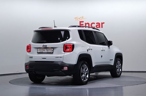 Jeep Renegade 2.0 Diesel Limited High AWD — пробег 121 439 км — фото 2 из 5