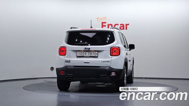 Jeep Renegade 2.0 Diesel Limited High AWD — пробег 121 439 км — фото 4 из 5