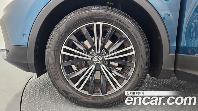 Volkswagen Tiguan из Кореи Encar
