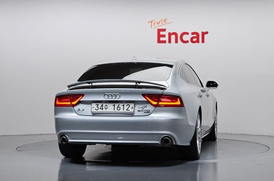 Audi A7 3.0 TDI Quattro Dynamic 4G — пробег 177 821 км — фото 4 из 5