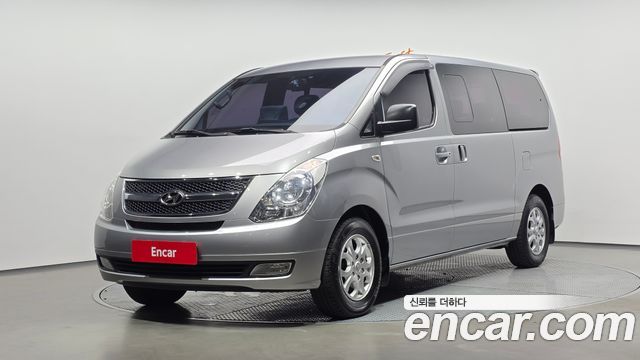 Hyundai Starex 11-Seater Wagon CVX Luxury — пробег 134 455 км — фото 1 из 5