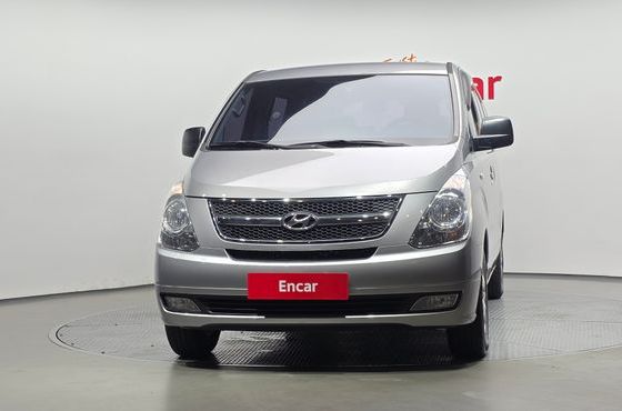 Hyundai Starex 11-Seater Wagon CVX Luxury — пробег 134 455 км — фото 3 из 5