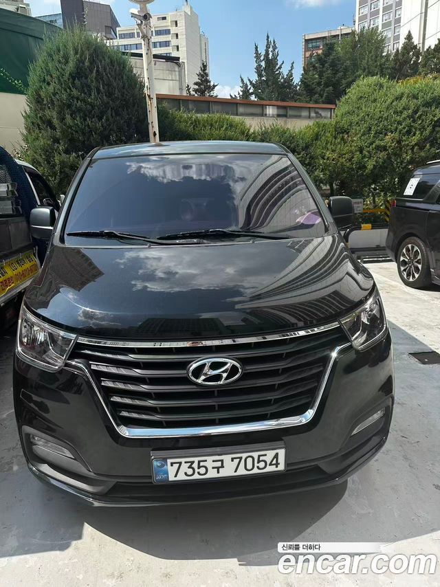Hyundai Starex Wagon 11-Seater Smart — пробег 98 620 км — фото 3 из 5