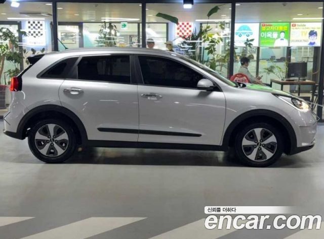 Kia Niro из Кореи Encar