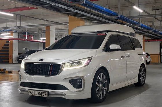 Kia Carnival Gasoline 9-Seater Noblesse Special — пробег 74 283 км — фото 1 из 5