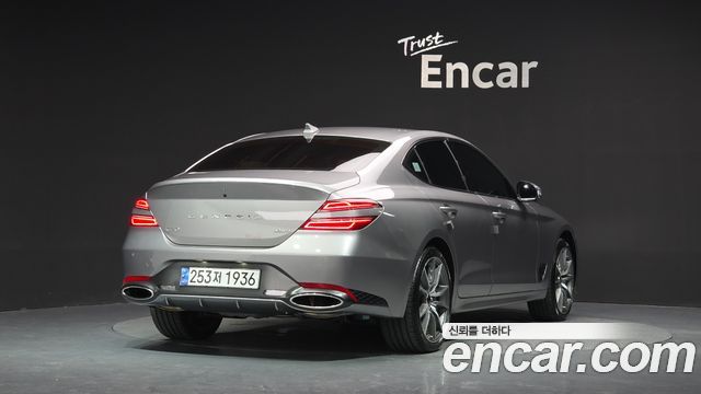 Genesis G70 Gasoline 2.5T 4WD — пробег 4 303 км — фото 2 из 5