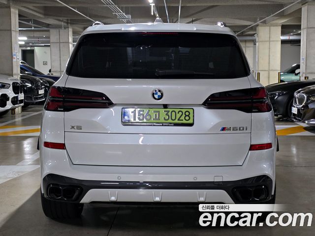 BMW X5 M60i — пробег 6 102 км — фото 4 из 5