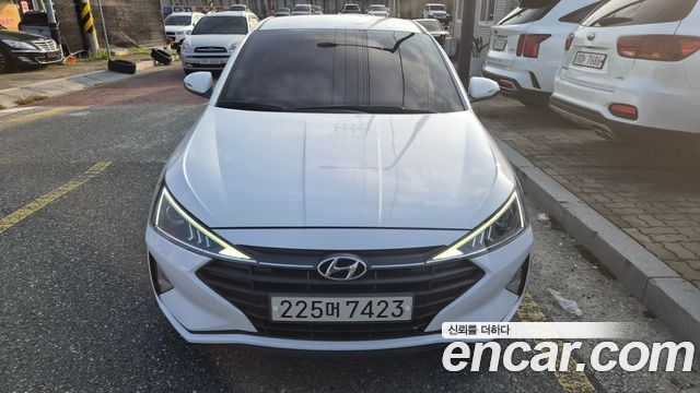 Hyundai AVANTE 1.6 Style — пробег 102 000 км — фото 1 из 5