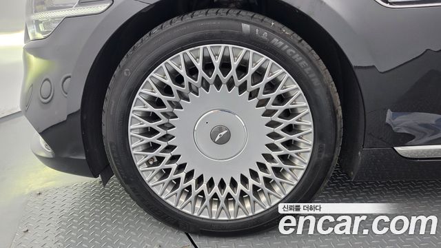 Genesis G90 из Кореи Encar