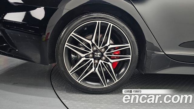 Kia Stinger из Кореи Encar
