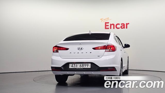 Hyundai AVANTE 1.6 Style — пробег 84 768 км — фото 4 из 5