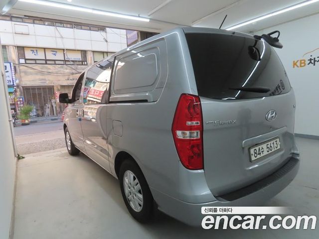 Hyundai Starex Van 5-Seater Smart — пробег 98 089 км — фото 2 из 5