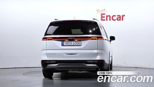 Kia Carnival Gasoline 7-Seater Signature — пробег 39 091 км — фото 4 из 5