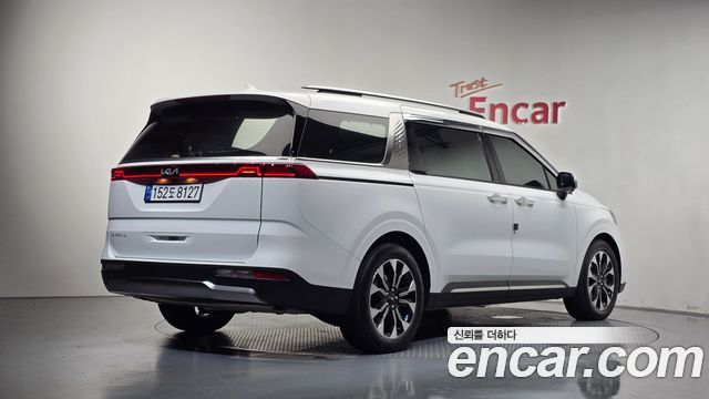 Kia Carnival Diesel 7-Seater Outdoor Noblesse — пробег 48 427 км — фото 2 из 5