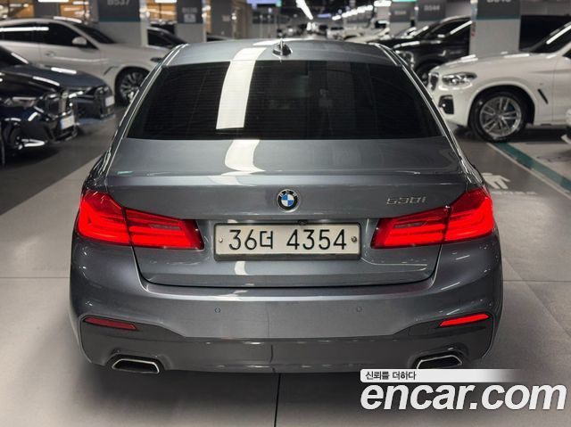 BMW 5-Series 530i M Sport Package Plus — пробег 219 624 км — фото 3 из 5