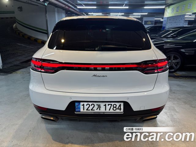 Porsche Macan 2.0 95B — пробег 61 000 км — фото 4 из 5