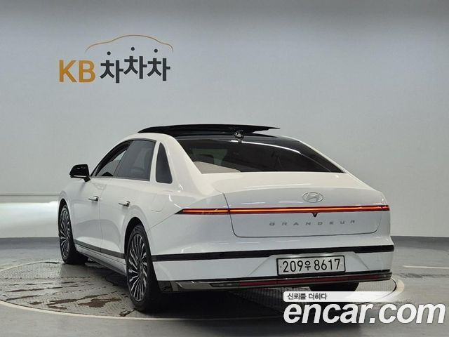 Hyundai Grandeur 2,5 Gasoline 2WD Calligraphy — пробег 54 918 км — фото 4 из 5