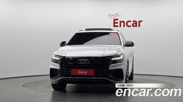 Audi Q8 55 TFSI Quattro Premium — пробег 67 080 км — фото 3 из 5