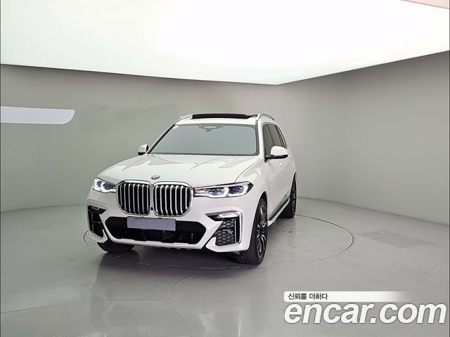 BMW X7 xDrive 40i M Sport 6STR — пробег 47 854 км — фото 1 из 5