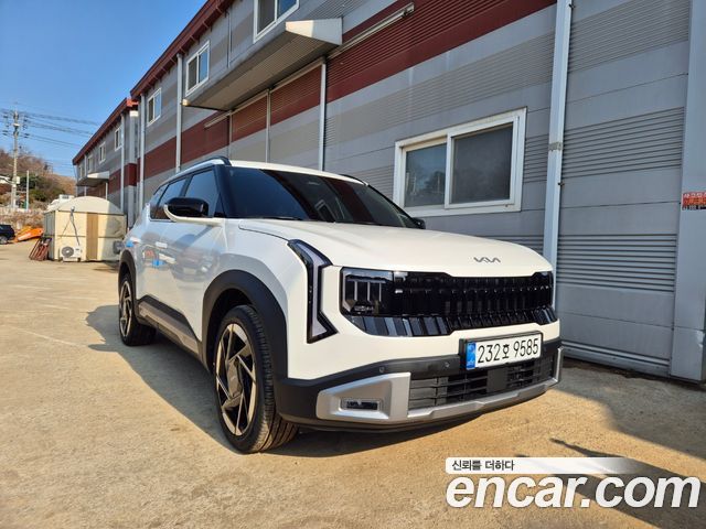Kia Seltos HEV 1.6 2WD Signature — пробег 2 045 км — фото 1 из 5