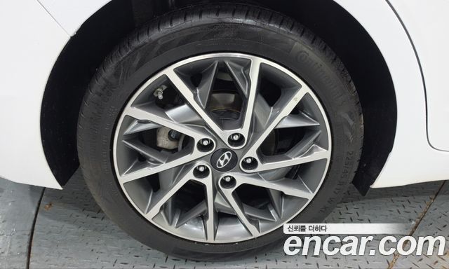 Hyundai AVANTE 1.6 Smart Choice — пробег 82 260 км — фото 5 из 5