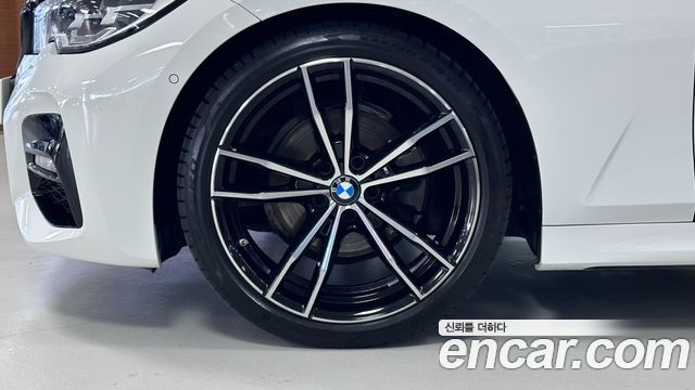 BMW 3-Series из Кореи Encar