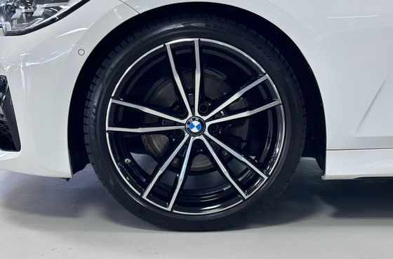 BMW 3-Series 320i M Sport — пробег 39 287 км — фото 5 из 5