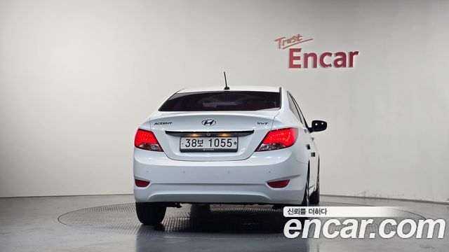 Hyundai Accent 1.4 VVT Premium — пробег 74 704 км — фото 4 из 5