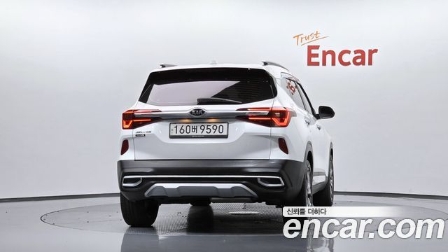 Kia Seltos из Кореи Encar