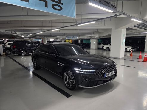 Genesis G90 Gasoline 3.5 Turbo AWD — пробег 33 000 км — фото 2 из 5