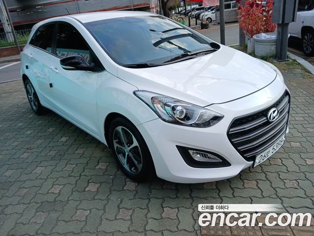 Hyundai i30 2.0 Younique — пробег 112 370 км — фото 2 из 5