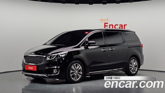 Kia Carnival 9-seater Prestige — пробег 83 941 км — фото 1 из 5