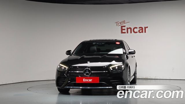 Mercedes-Benz E-Class E220d 4MATIC AMG Line — пробег 66 326 км — фото 3 из 5