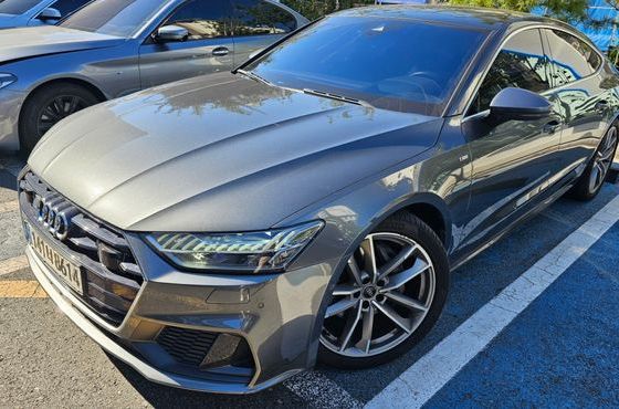 Audi A7 50 TDI Quattrp Premium — пробег 174 000 км — фото 2 из 5